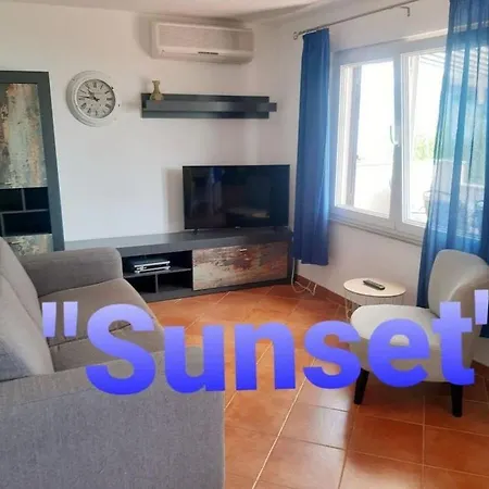 In With Sea View, Balcony, Air Conditioning, Wifi 5130-1 Apartament Slatine